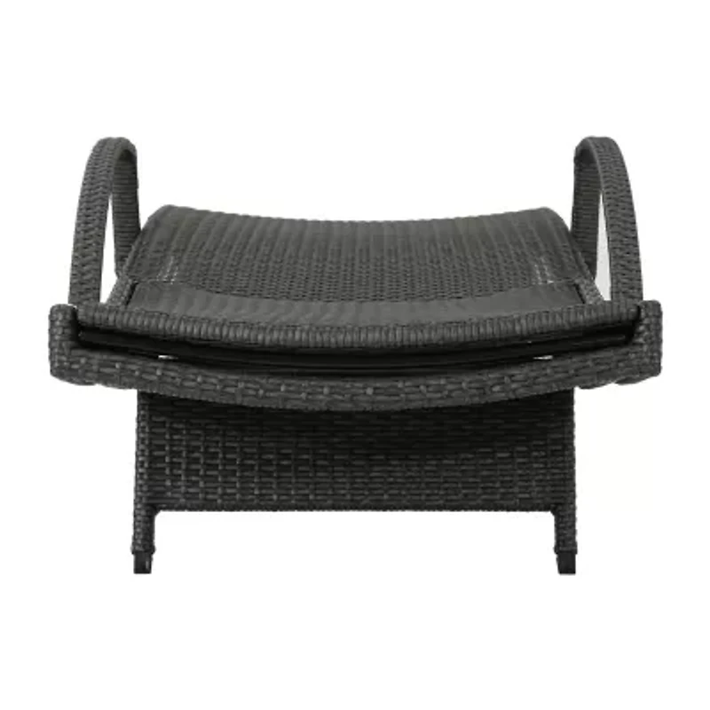 Salem 4-pc. Lounge Chair