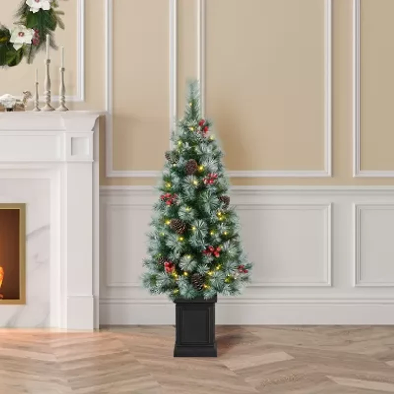 Glitzhome Pre-Lit Porch 4 Foot Pine Christmas Tree