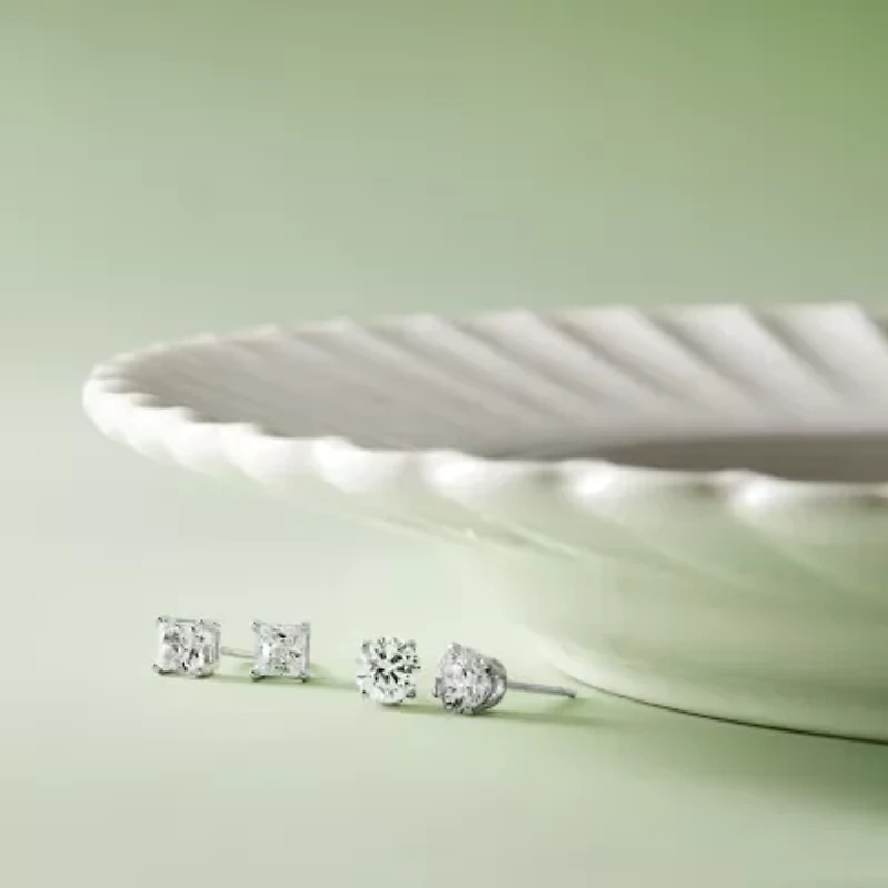 Ever Star (G / SI1-SI2) 1 CT. T.W. Lab-Grown Diamond Princess-cut Stud Earrings 10K Gold