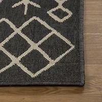 LR Home Tribal Eclectic 24"X36" Indoor Outdoor Rectangular Accent Rug