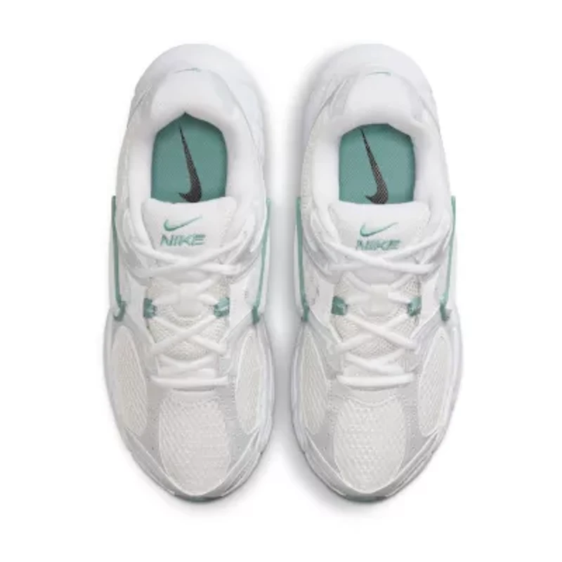 Nike V5 RNR Womens Sneakers