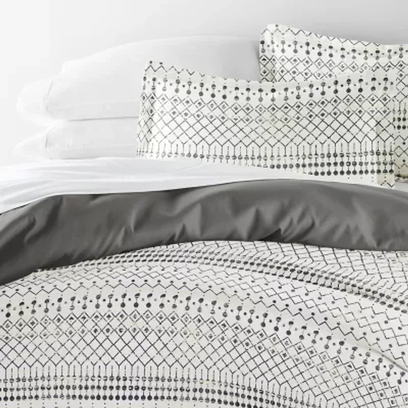 Casual Comfort Etched Gate Pattern Oversized Reversible Duvet Cover Set