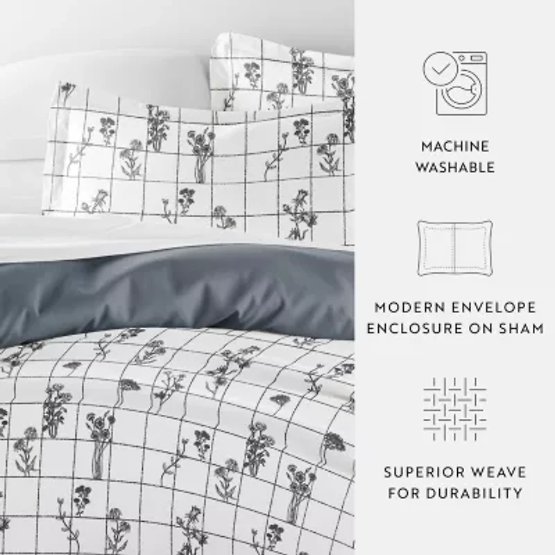 Casual Comfort Flower Field Pattern Oversized Reversible Duvet Cover Set