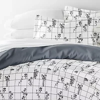 Casual Comfort Flower Field Pattern Oversized Reversible Duvet Cover Set