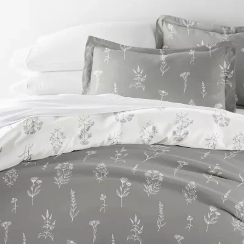 Casual Comfort Botany Floral Patterned Reversible Duvet Cover Set