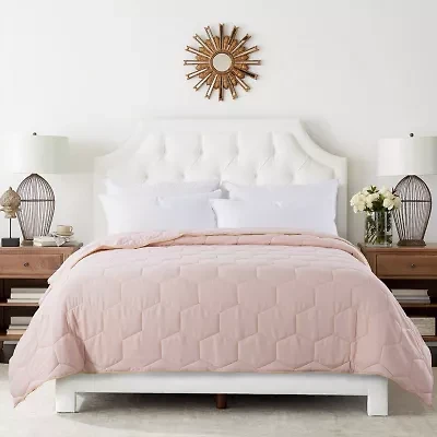 St. James Home Honeycomb Color Contrast Stitch Down Alternative Blanket