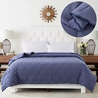 St. James Home Honeycomb Color Contrast Stitch Down Alternative Blanket