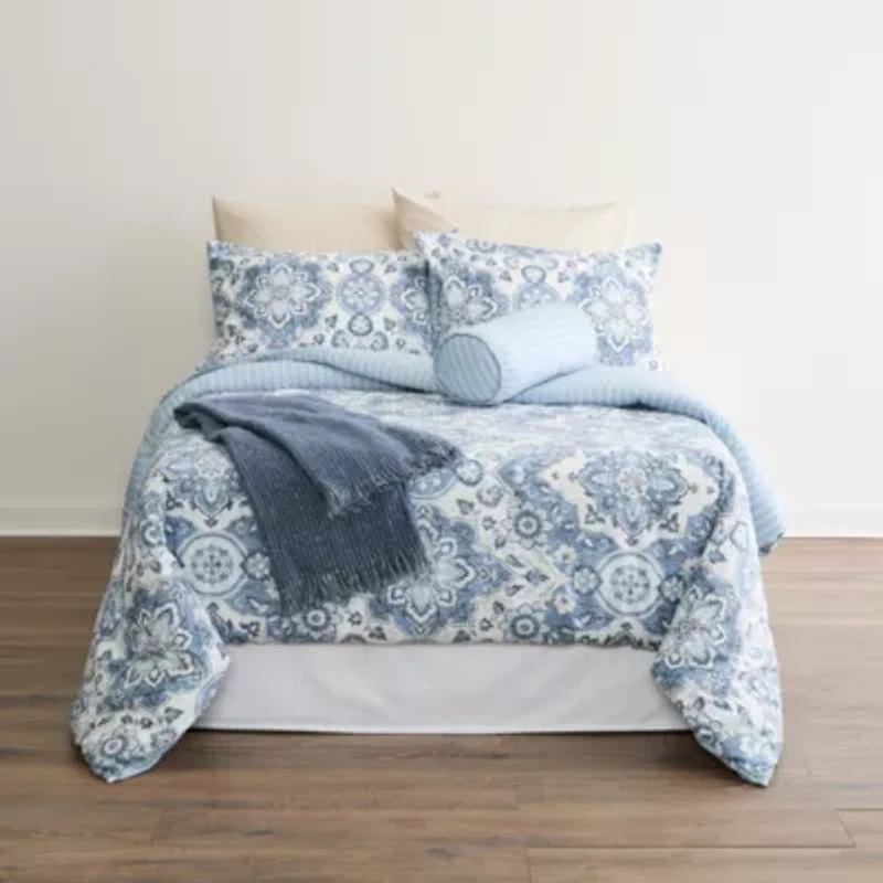 VIVENDI® Medallion 7-pc. Comforter Set
