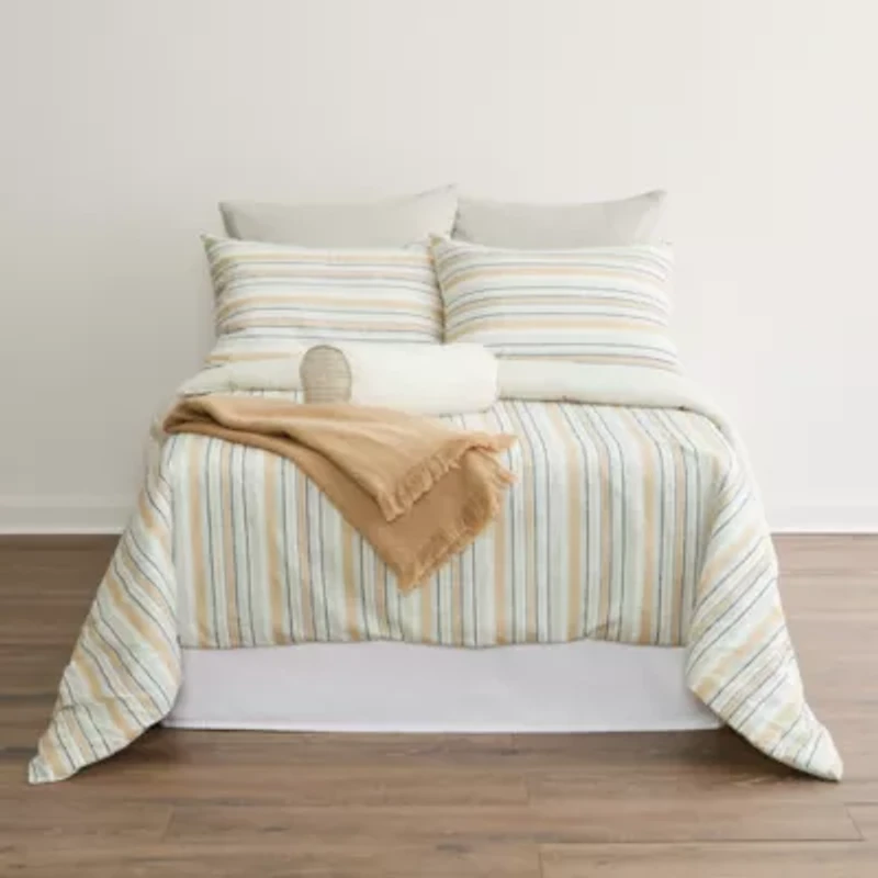 VIVENDI® Stripe 7-pc. Midweight Comforter Set