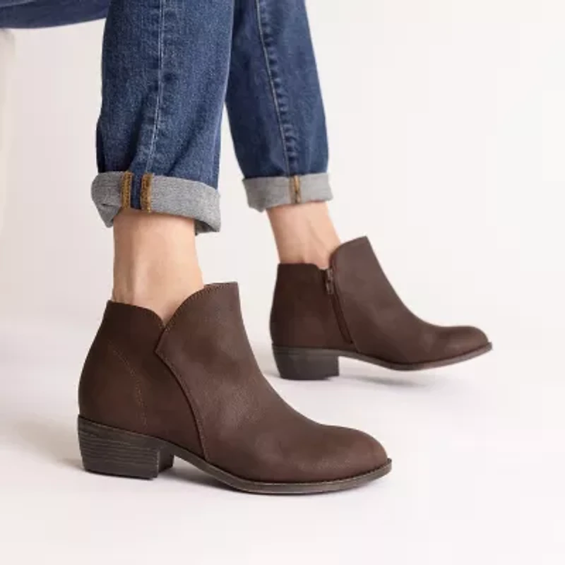 Journee Collection Womens Solarah Flat Heel Booties