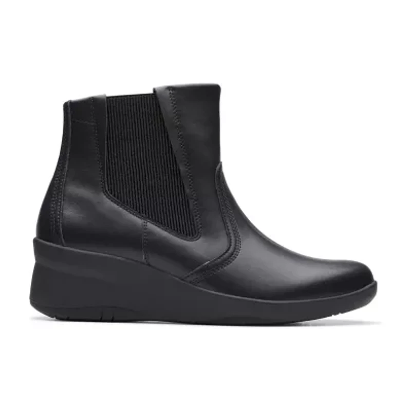 Clarks Womens Sttyn Rae Wedge Heel Booties