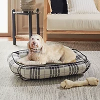 Safavieh Adair Pet Bed