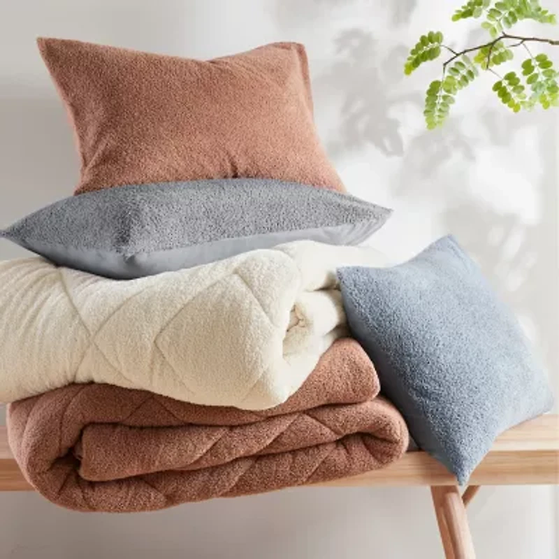 510 Design Kyla Quilted Teddy Midweight Comforter Set