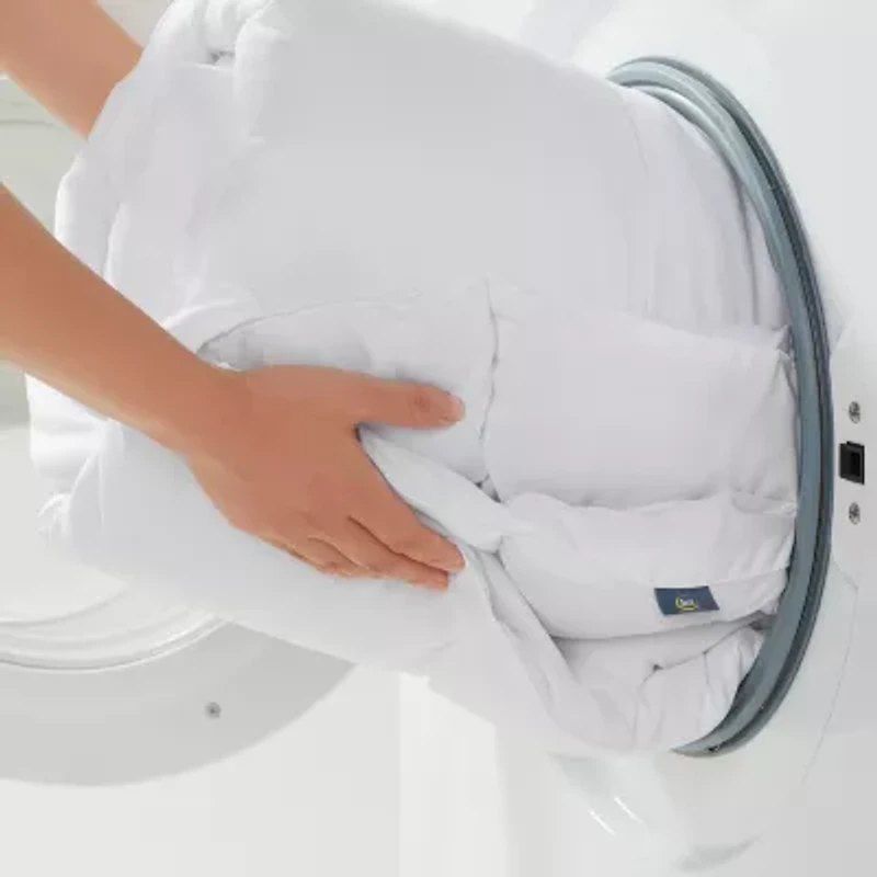 Serta Year Round Warmth Down Alternative Comforter