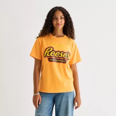 Reese'S Pieces Boyfriend Tee Womens Crew Neck Short Sleeve Regular Fit Juniors Graphic T-Shirt