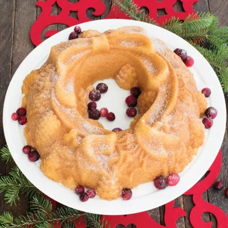 Nordicware Holiday Wreath Bundt Pan
