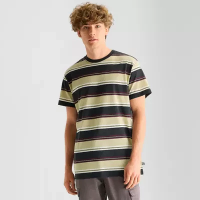 Airwalk Mens Crew Neck Short Sleeve Regular Fit Graphic T-Shirt