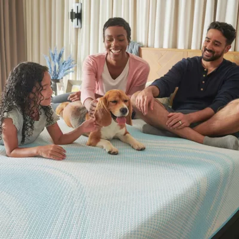 TEMPUR-Pedic LuxeBreeze 2.0 13" Medium Hybrid Tight Top - Mattress + Box Spring