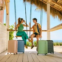 American Tourister Stratum 3.0 28" Hardside Expandable Luggage