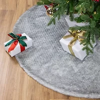 Northlight 48in Fox Fur Indoor Tree Skirt