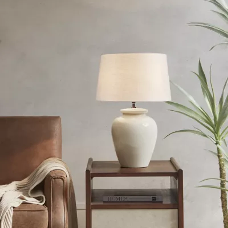 INK+IVY Anzio Ceramic Table Lamp