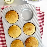 USA Pan 6-Well Mini Round Cake Pan