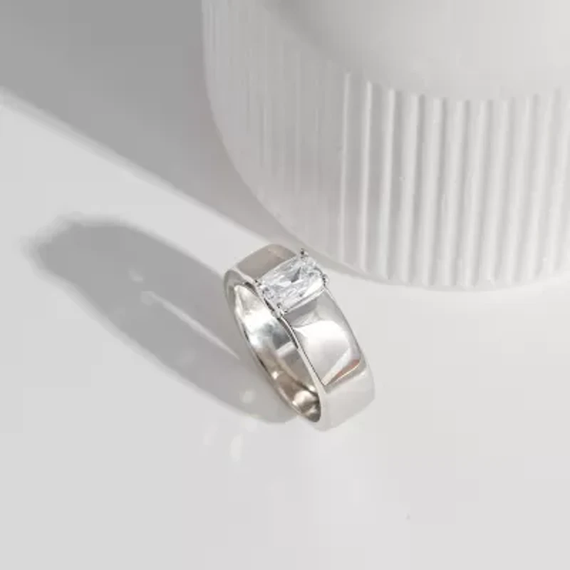 Diamonart Womens Cubic Zirconia Sterling Silver Solitaire Engagement Ring