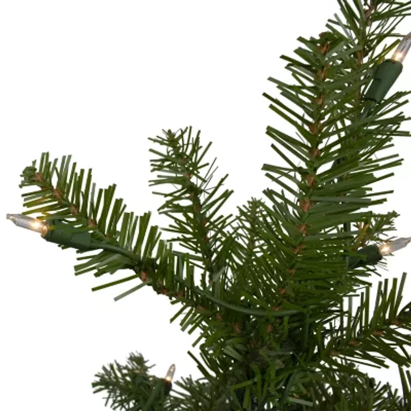 Northlight 7 1/2 Foot Pre-Lit Pine Christmas Tree
