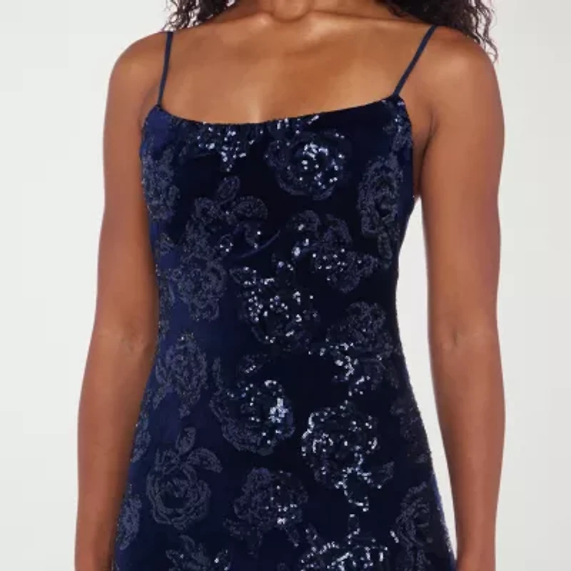 B. Smart Womens Juniors Sleeveless Sequin Velvet Bodycon Dress