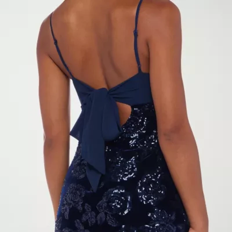 B. Smart Womens Juniors Sleeveless Sequin Velvet Bodycon Dress