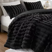Madison Park Dahlia Faux Fur 3-pc. Midweight Comforter Set