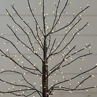 Nearly Natural Artificial Tree