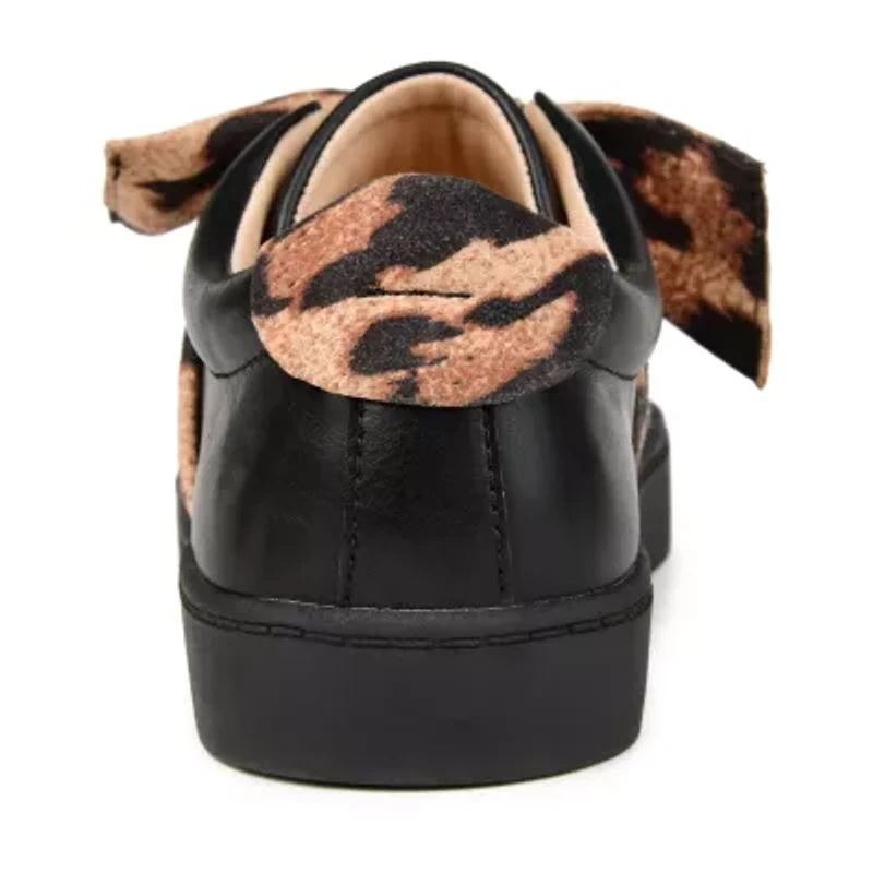 Journee Collection Abrina Womens Round Closed Toe Slip-On Shoe