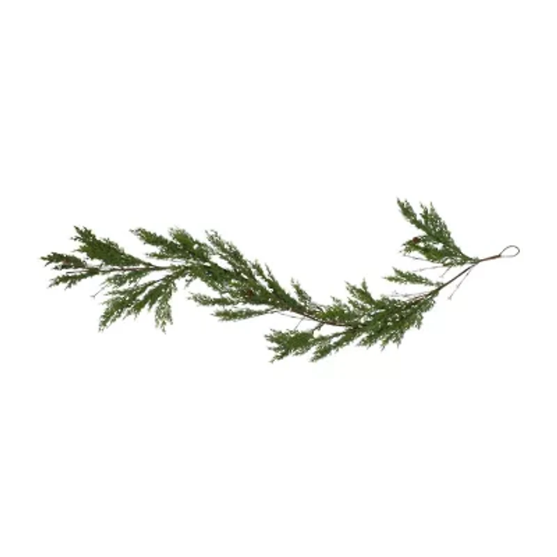 Northlight 6ft Cypress And Berry   Unlit Christmas Indoor Garland