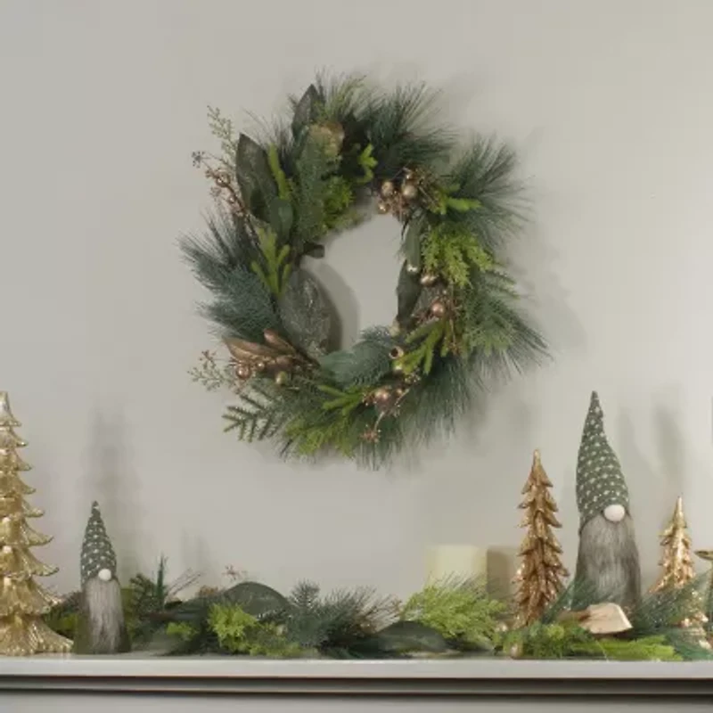 Northlight 5ft Berry And Cedar Unlit Christmas Indoor Garland