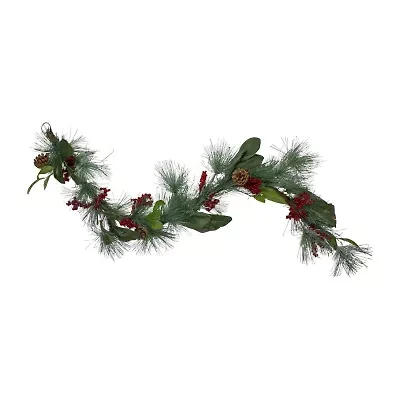 Northlight 6ft Berry And Pine   Unlit Christmas Indoor Garland