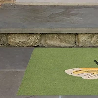 Liora Manne Frontporch Bee Animal Hand Tufted Indoor Outdoor Rectangular Accent Rug