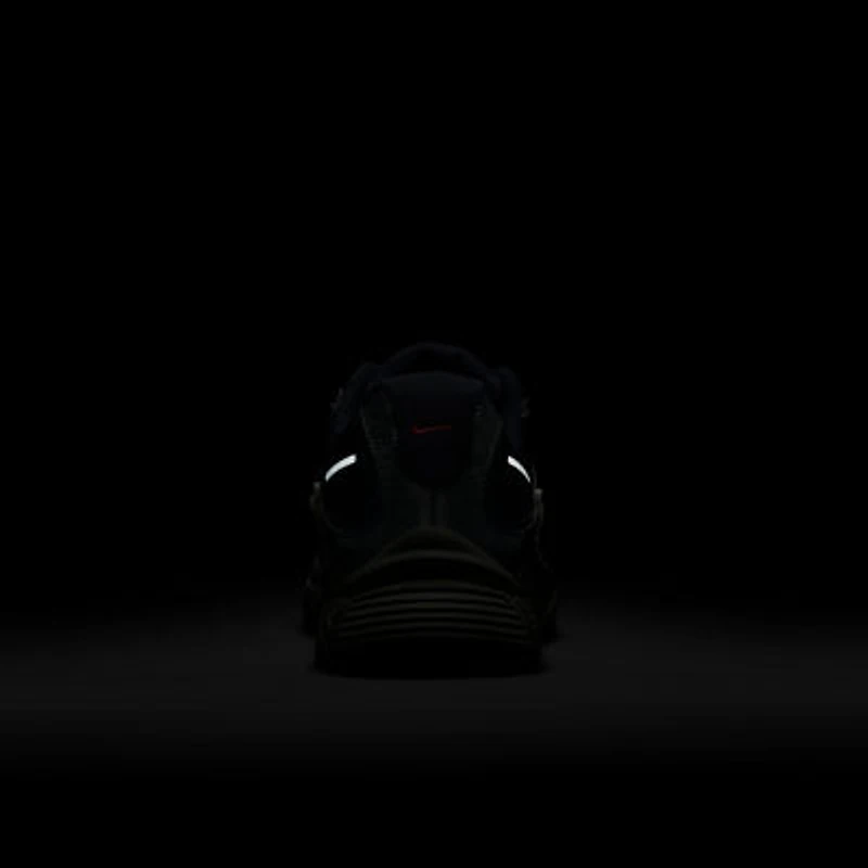 Nike V5 RNR Mens Sneakers