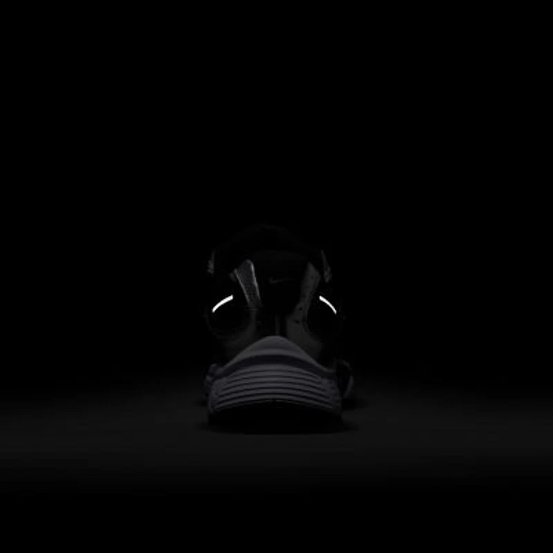 Nike V5 RNR Mens Sneakers