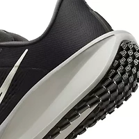 Nike Quest 6 Mens Running Shoes