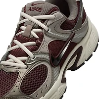 Nike V5 RNR Womens Sneakers