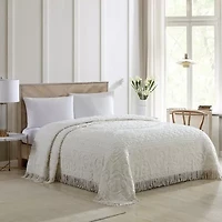 Beatrice Home Fashions Medallion Embellished Bedspread