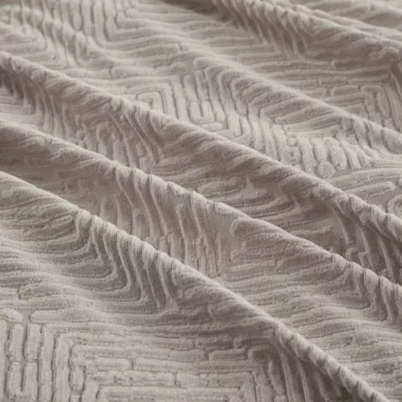 Madison Park Signature Pescal Velvet 8-pc Comforter Set with Decorative Pillows