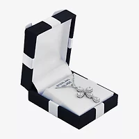 Diamonart Womens White Cubic Zirconia Sterling Silver Cross 18 Inch Pendant Necklace