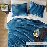 510 Design Avril Fluffy Ribbed Plush Midweight Comforter Set