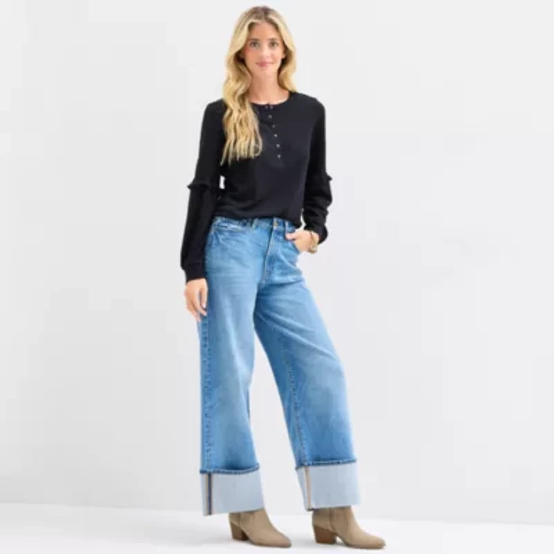 Frye and Co. Womens Split Crew Neck Long Sleeve T-Shirt