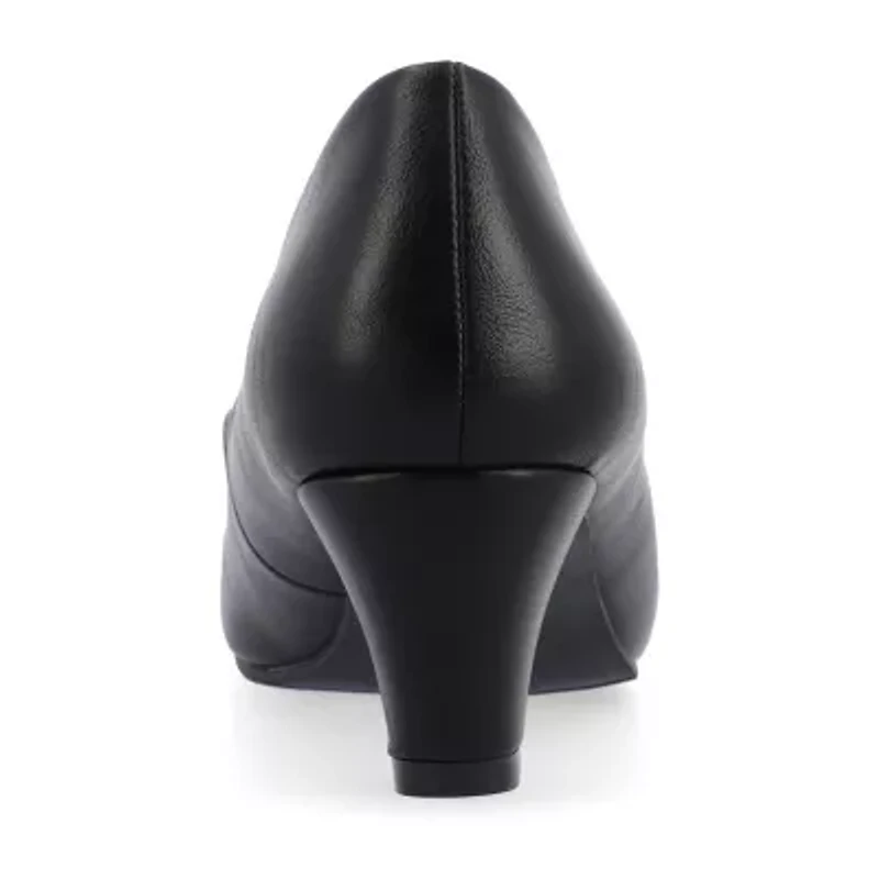 Journee Collection Luu Womens Round Closed Toe Block Heel Pumps
