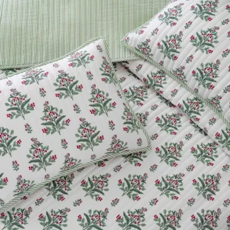 Martha Stewart Holly 3-pc. Quilt Set