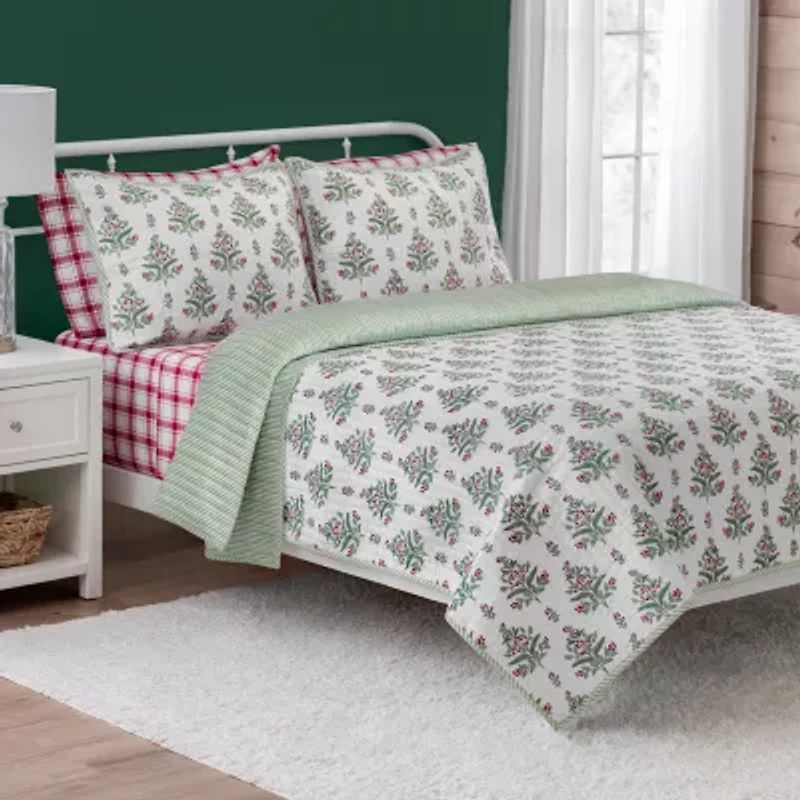 Martha Stewart Holly 3-pc. Quilt Set