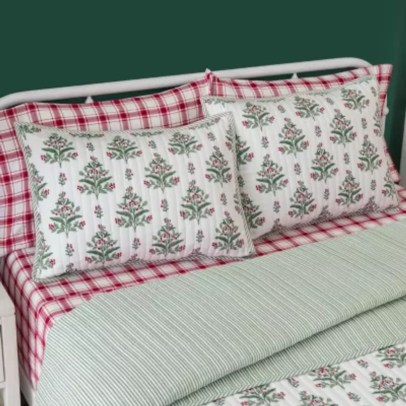 Martha Stewart Holly 3-pc. Quilt Set